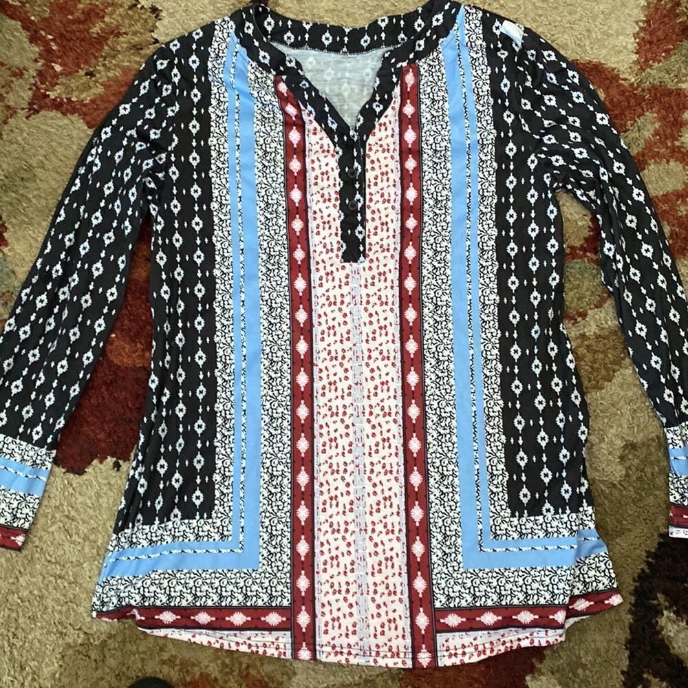 ❤️ Aztec Roll Sleeve Tunic ❤️ - Picture 6 of 7